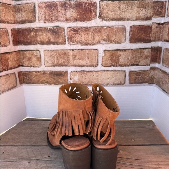 Old Gringo Brown Fringed Ankle Boots - Picture 2 of 5